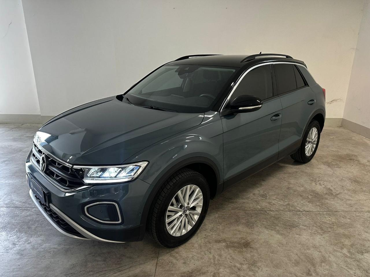 Volkswagen Volkswagen T-Roc usata 10