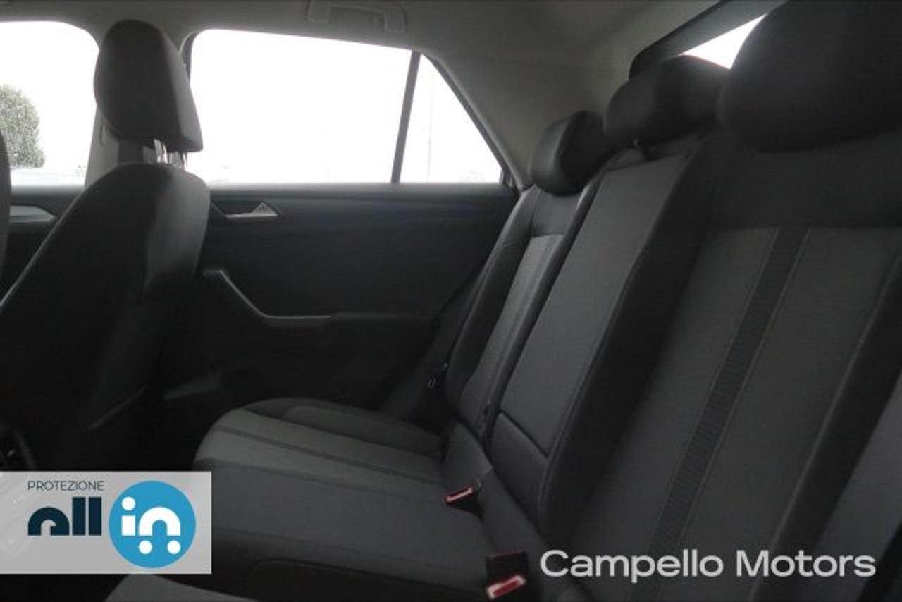 Volkswagen Volkswagen T-Roc usata 13