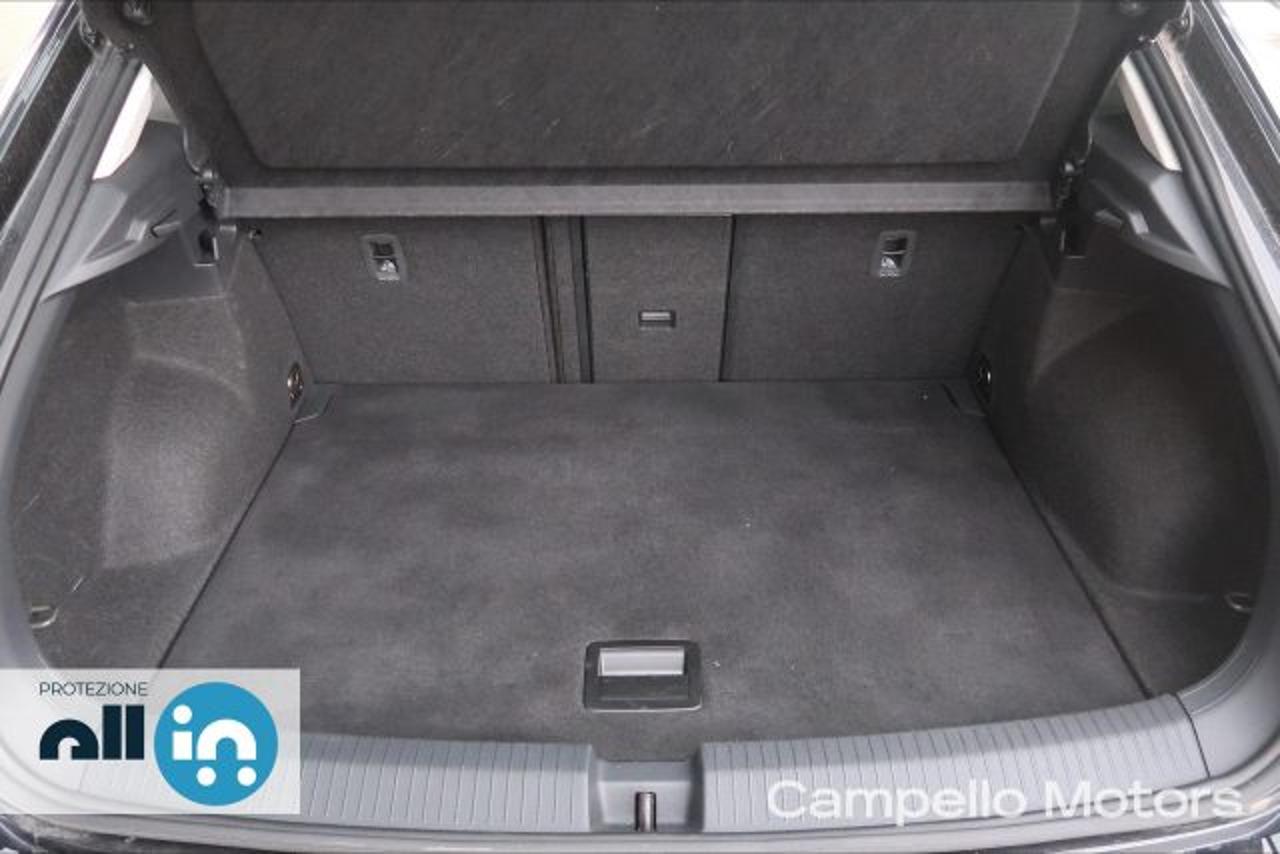 Volkswagen Volkswagen T-Roc usata 8