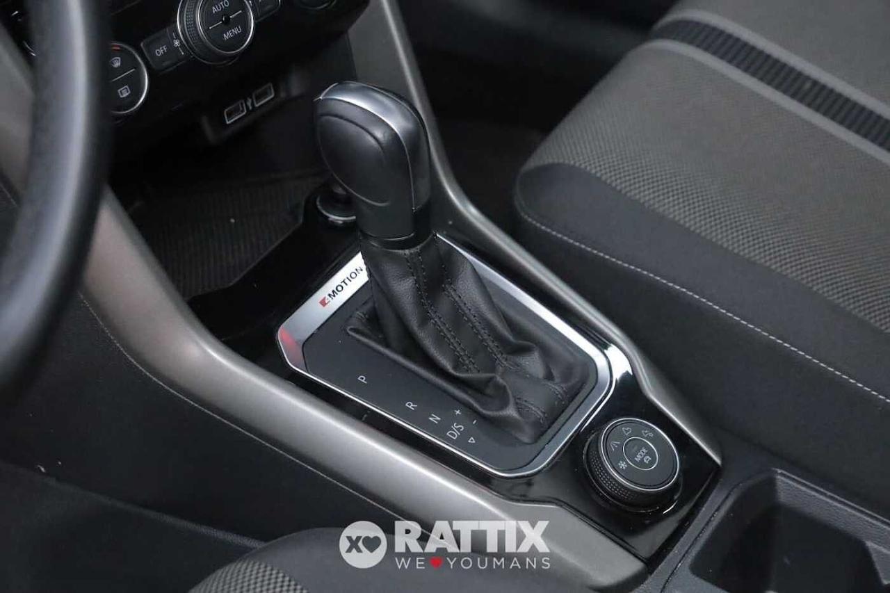 Volkswagen Volkswagen T-Roc usata 16