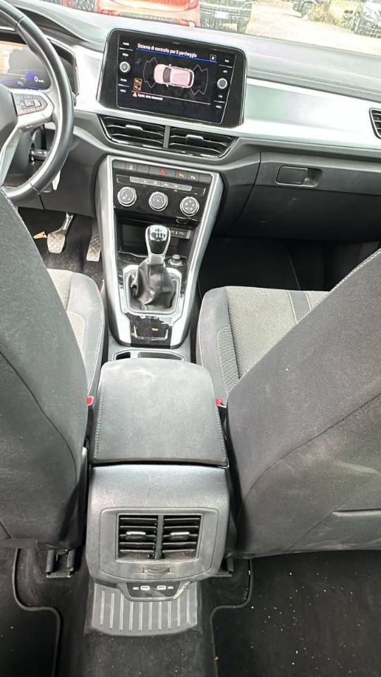 Volkswagen Volkswagen T-Roc usata 3