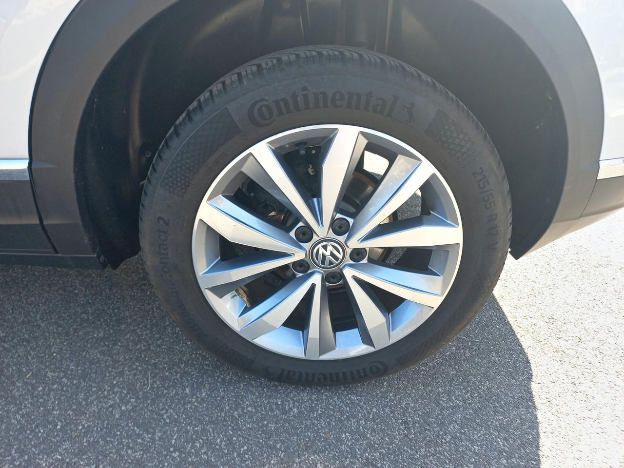 Volkswagen Volkswagen T-Roc usata, con 6 altoparlanti