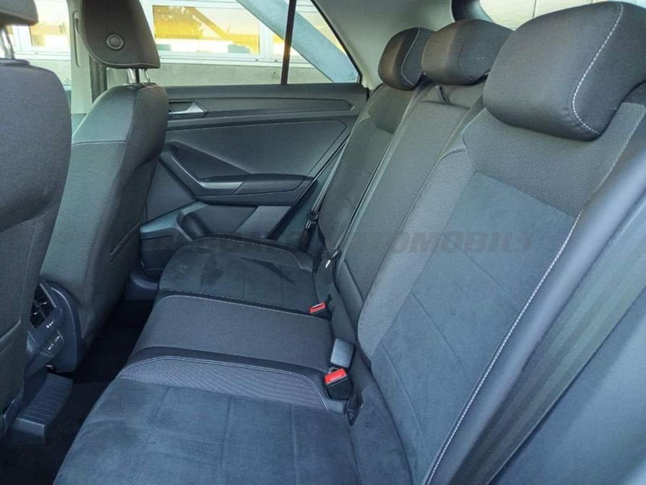 Volkswagen Volkswagen T-Roc usata, con GPS