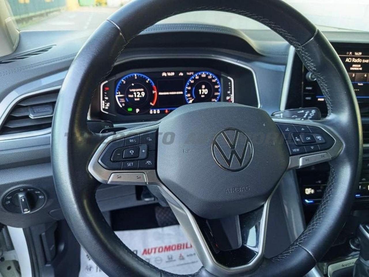 Volkswagen Volkswagen T-Roc usata 17