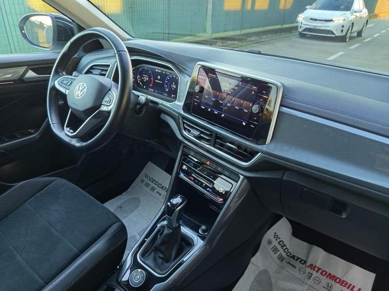 Volkswagen Volkswagen T-Roc usata 22