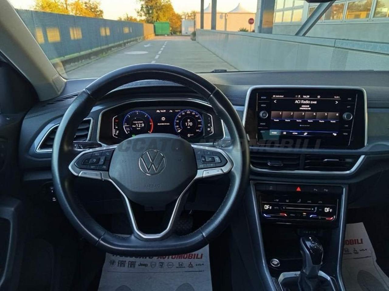 Volkswagen Volkswagen T-Roc usata 23