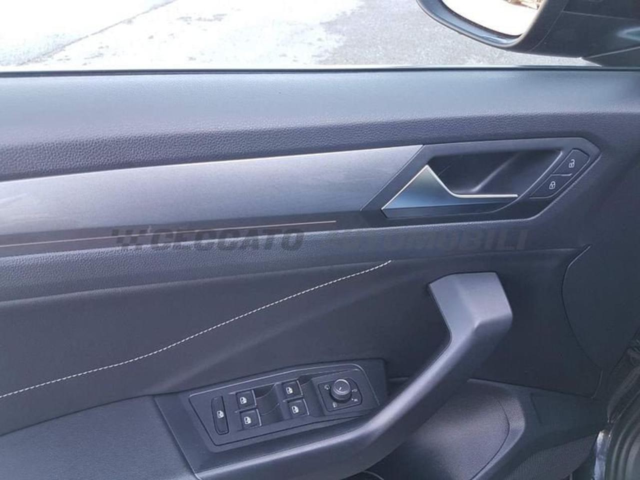 Volkswagen Volkswagen T-Roc usata, con chiusura centralizzata