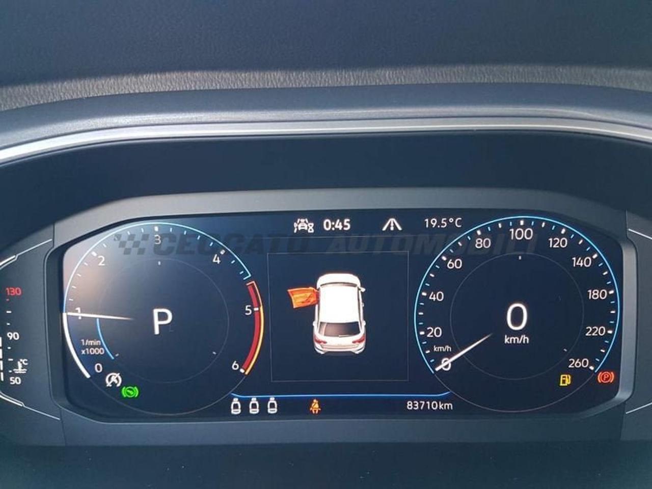 Volkswagen Volkswagen T-Roc usata 14