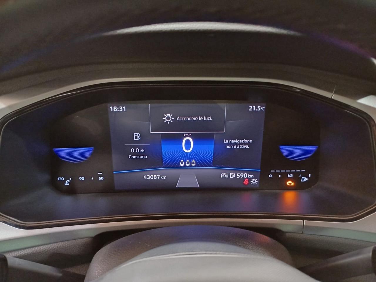 Volkswagen Volkswagen T-Roc usata 6