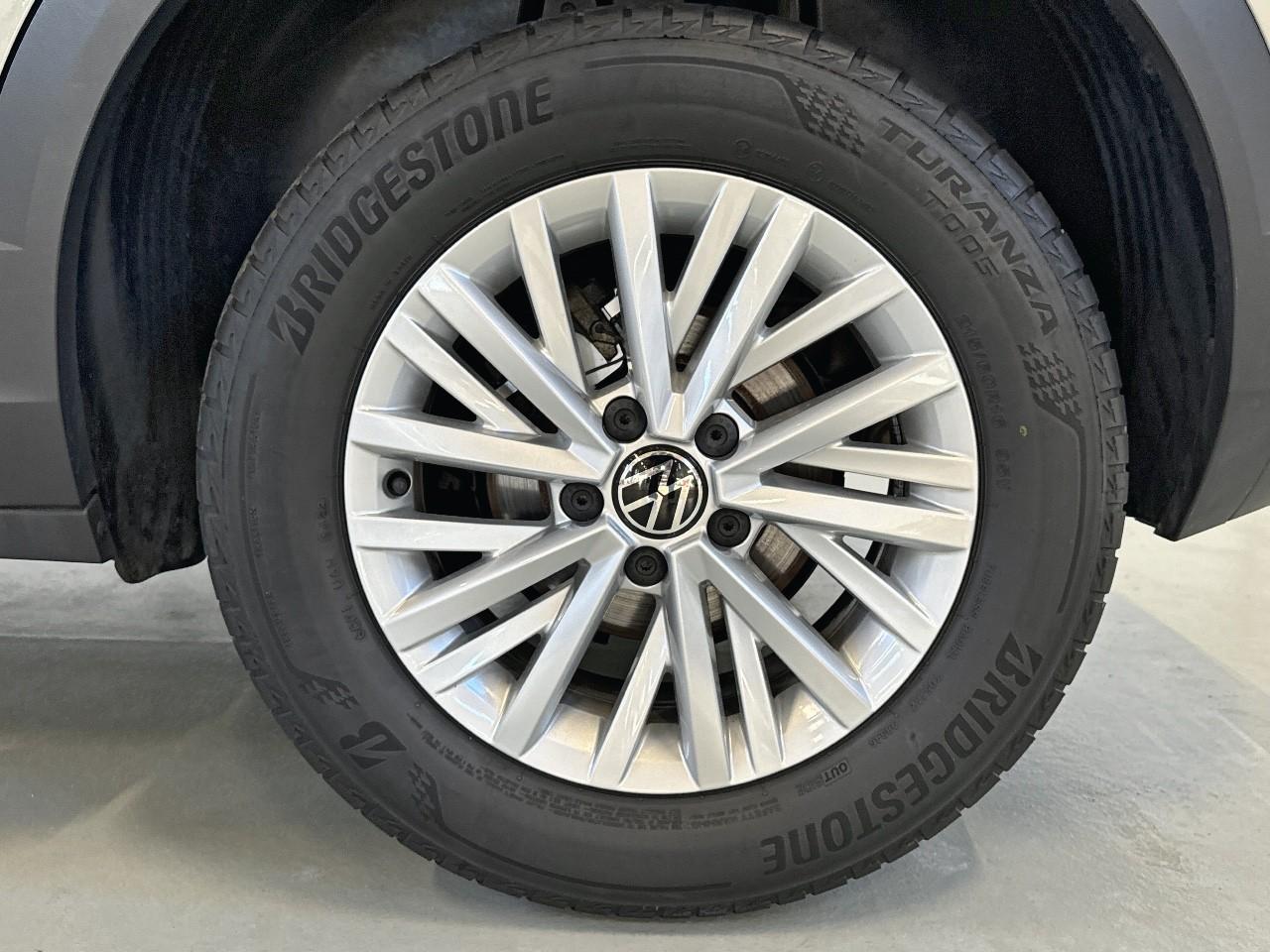 Volkswagen Volkswagen T-Roc usata, con Caricabatterie di bordo da 22 kW