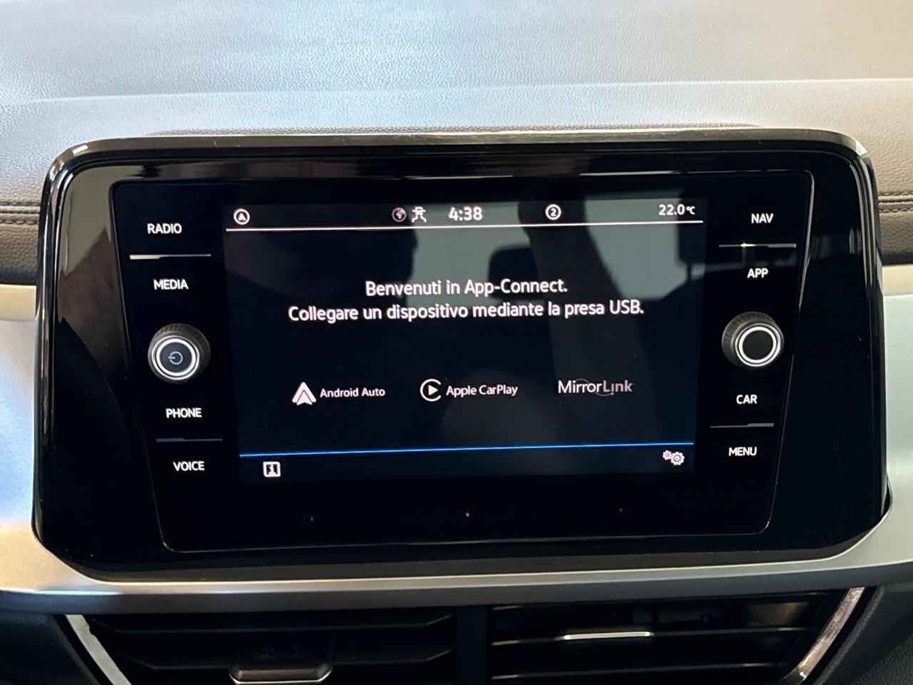 Volkswagen Volkswagen T-Roc usata, con GPS