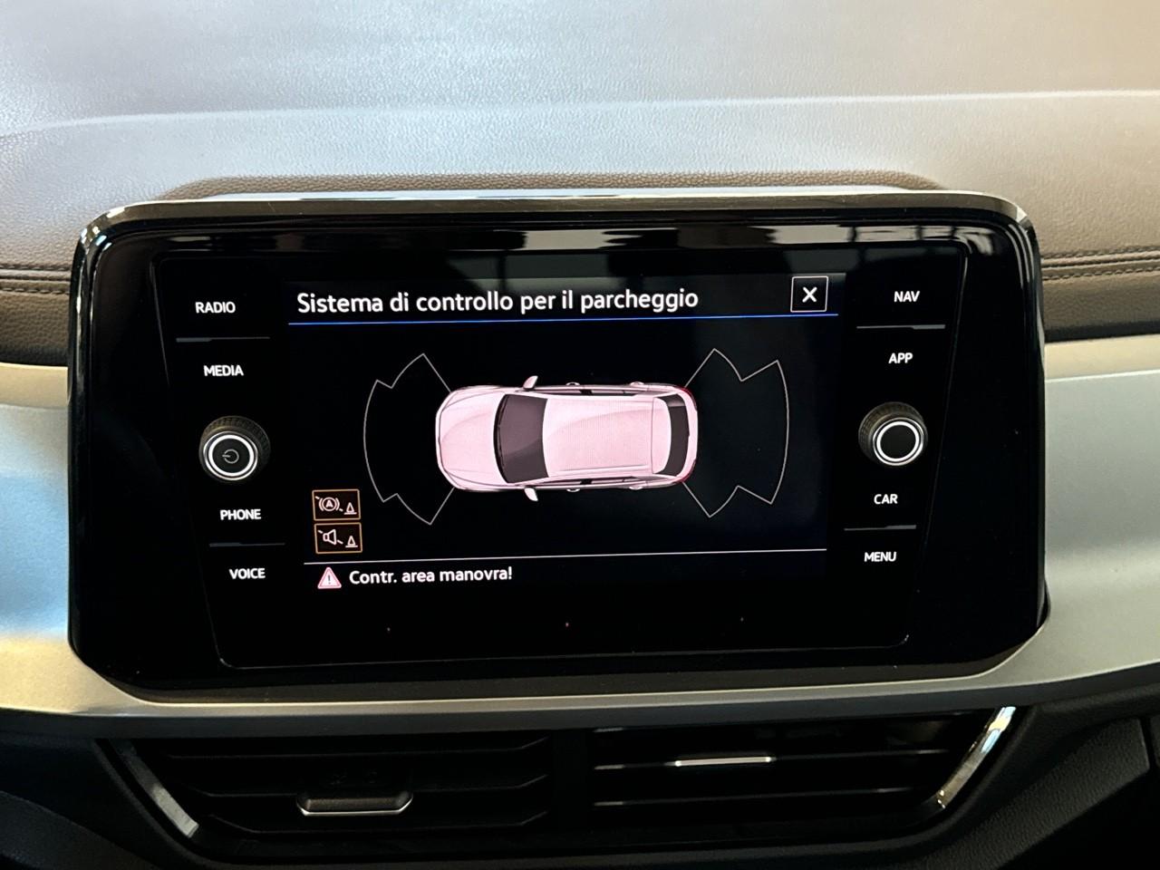 Volkswagen Volkswagen T-Roc usata, con Isofix