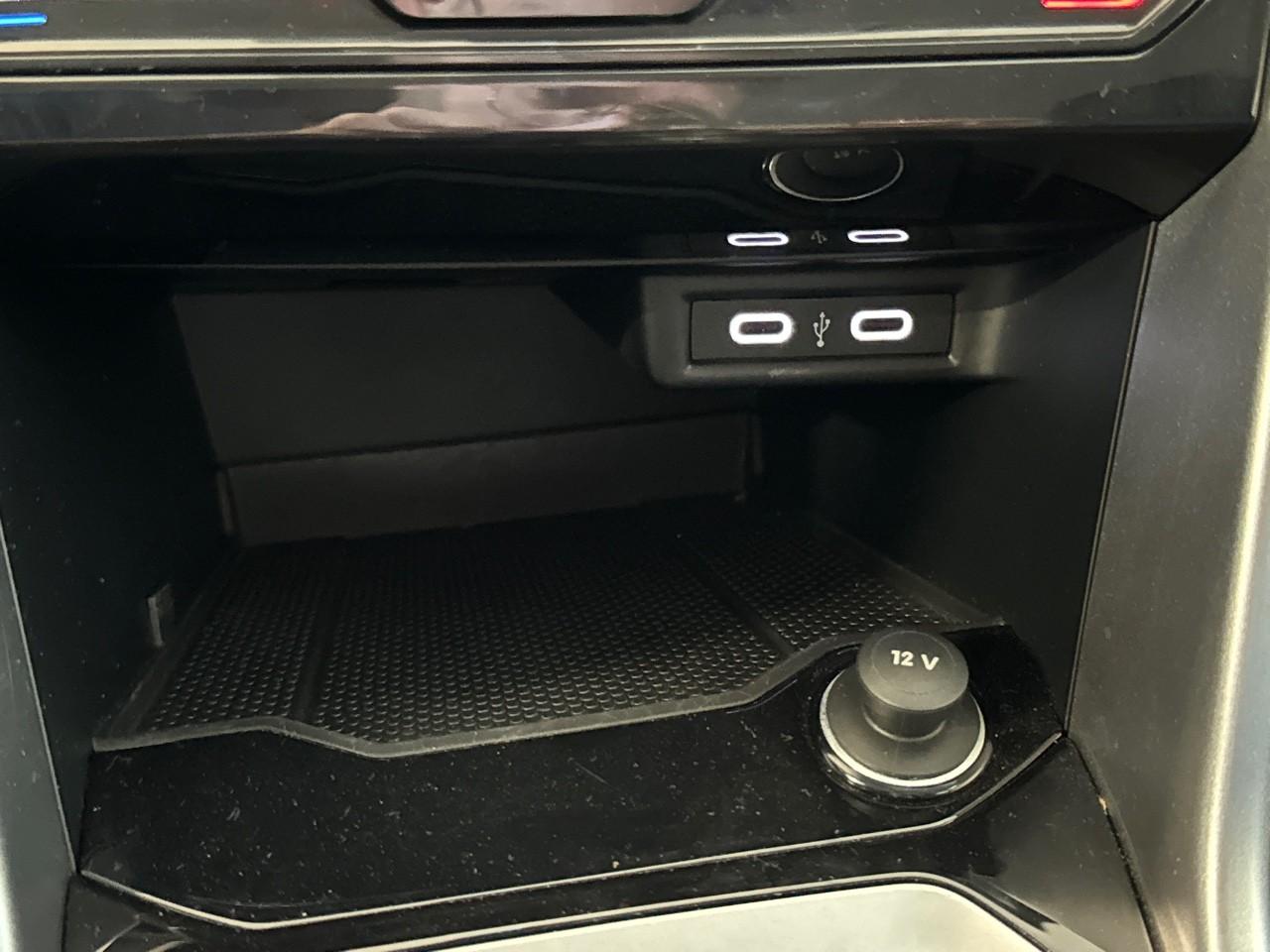 Volkswagen Volkswagen T-Roc usata, con Rivestimento interno
