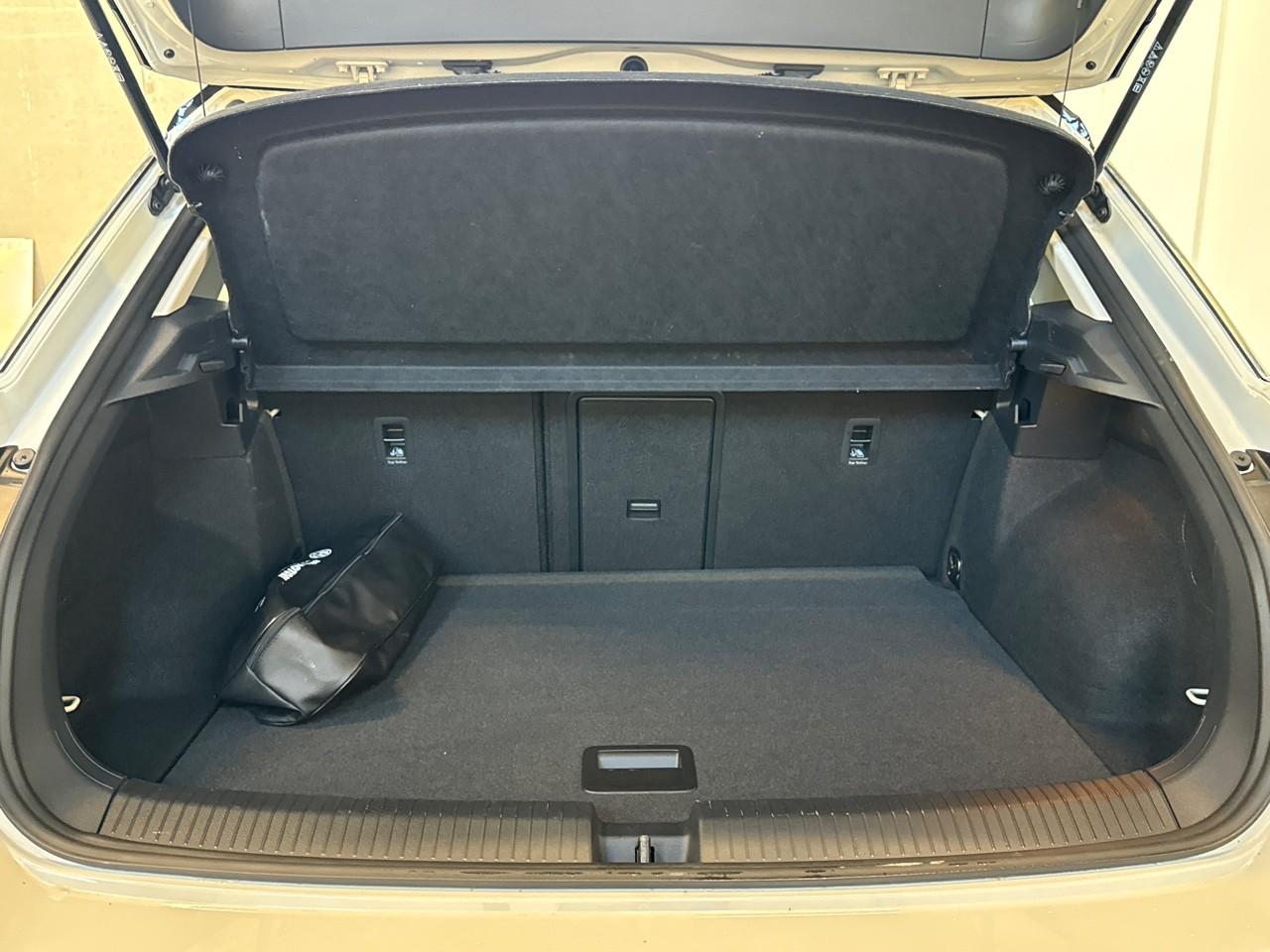 Volkswagen Volkswagen T-Roc usata 16