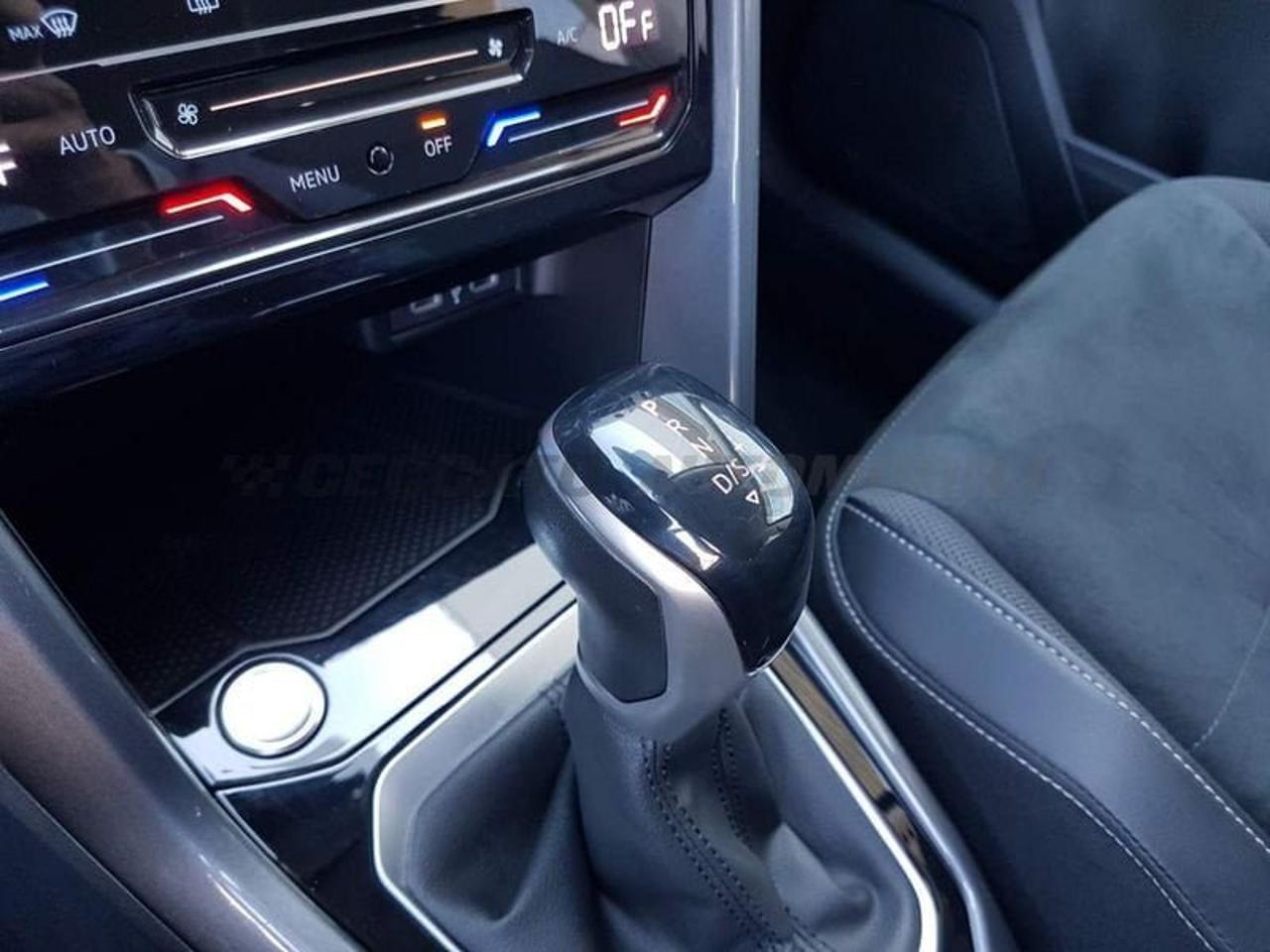 Volkswagen Volkswagen T-Roc usata, con Caricabatterie di bordo da 22 kW