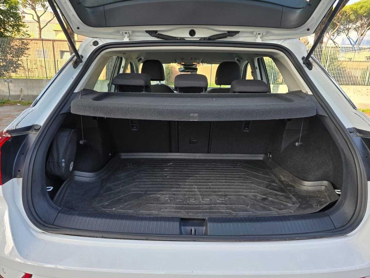 Volkswagen Volkswagen T-Roc usata 2