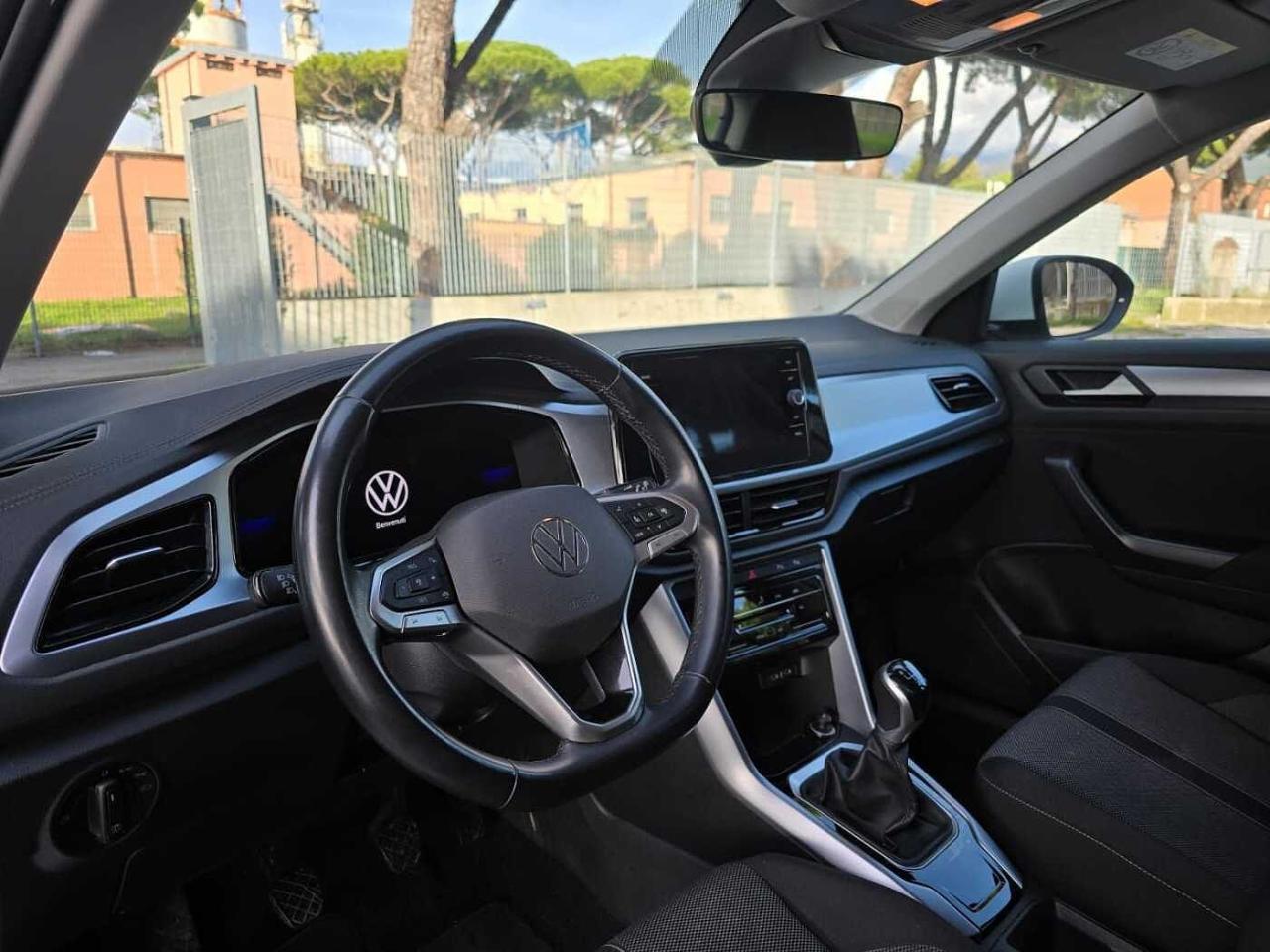 Volkswagen Volkswagen T-Roc usata 13