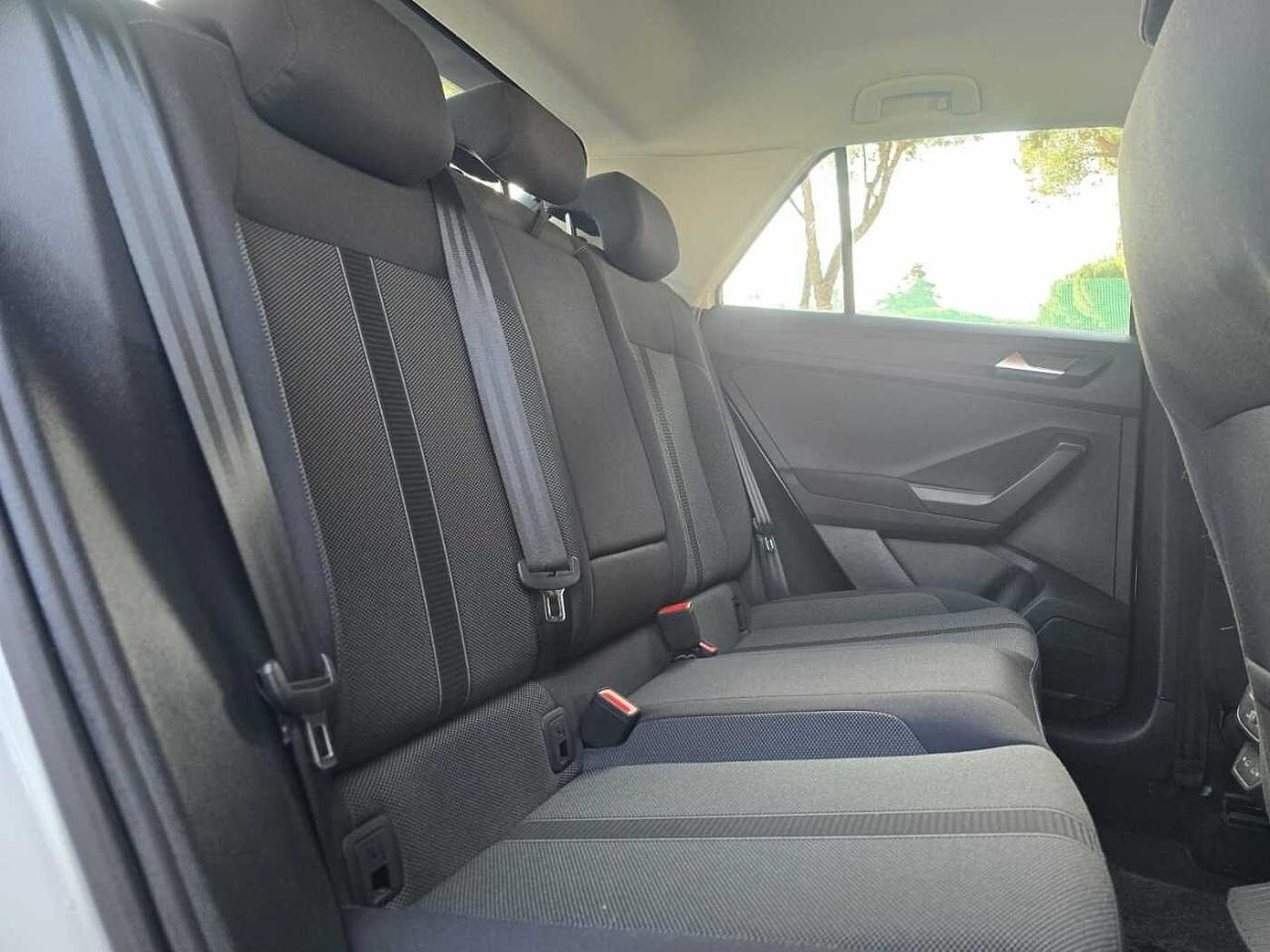 Volkswagen Volkswagen T-Roc usata 4