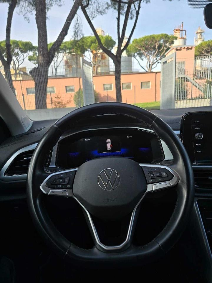 Volkswagen Volkswagen T-Roc usata 14