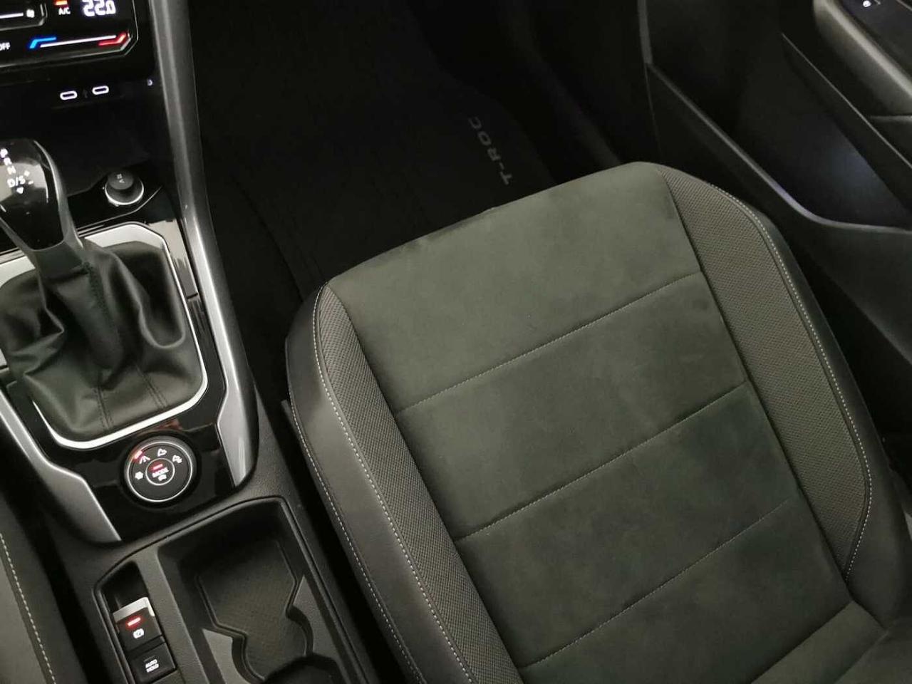 Volkswagen Volkswagen T-Roc usata 8