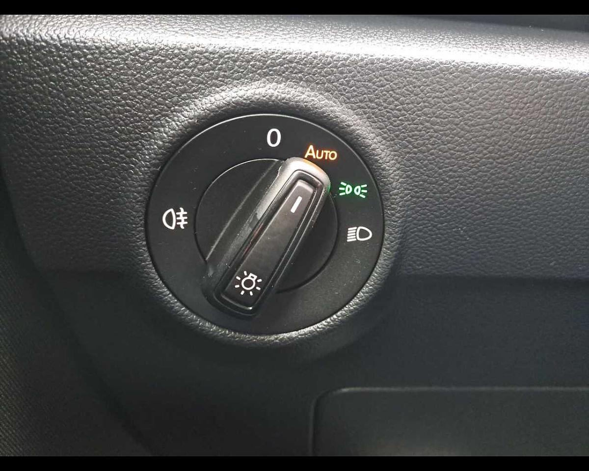 Volkswagen Volkswagen T-Roc usata 4