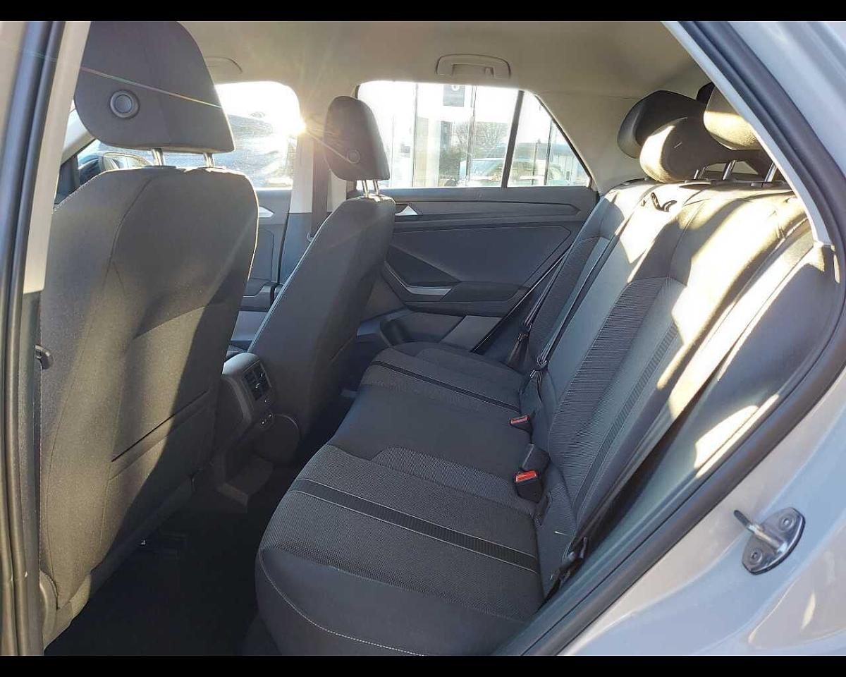 Volkswagen Volkswagen T-Roc usata 15