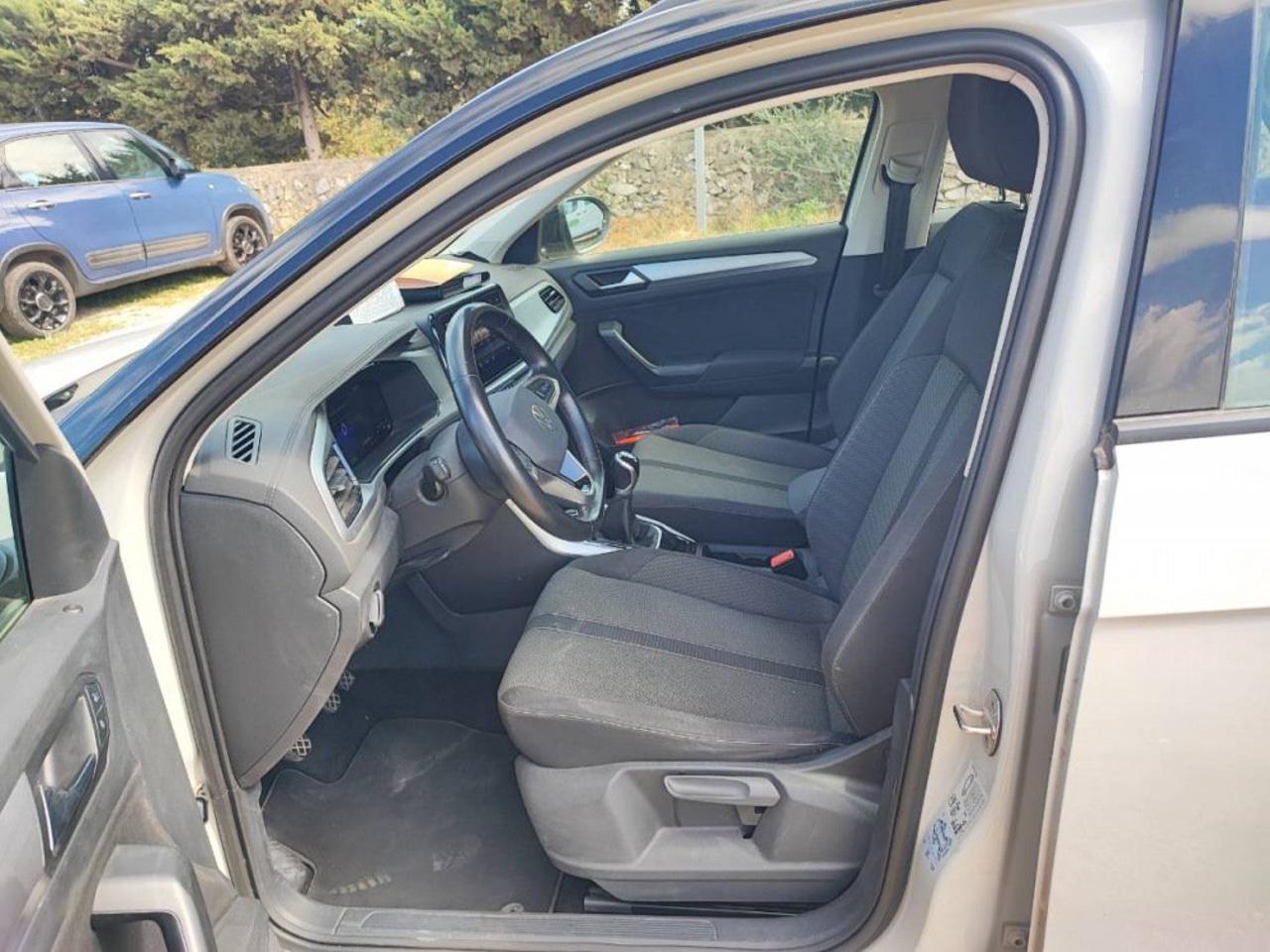 Volkswagen Volkswagen T-Roc usata 12