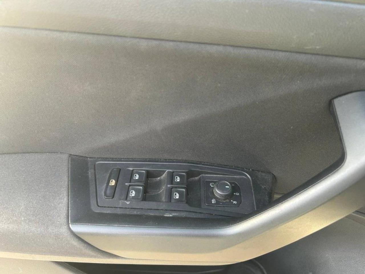 Volkswagen Volkswagen T-Roc usata 6