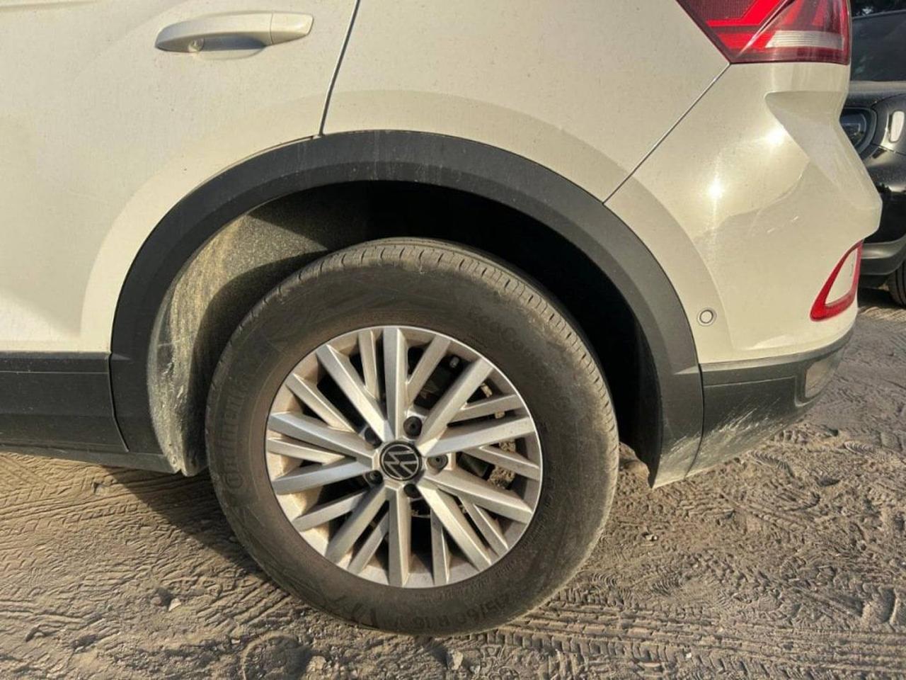 Volkswagen Volkswagen T-Roc usata 18