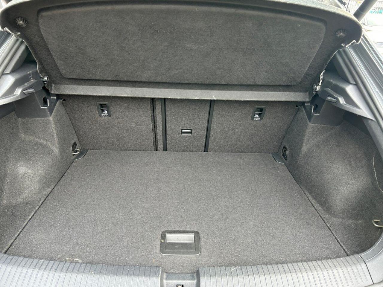 Volkswagen Volkswagen T-Roc usata 4