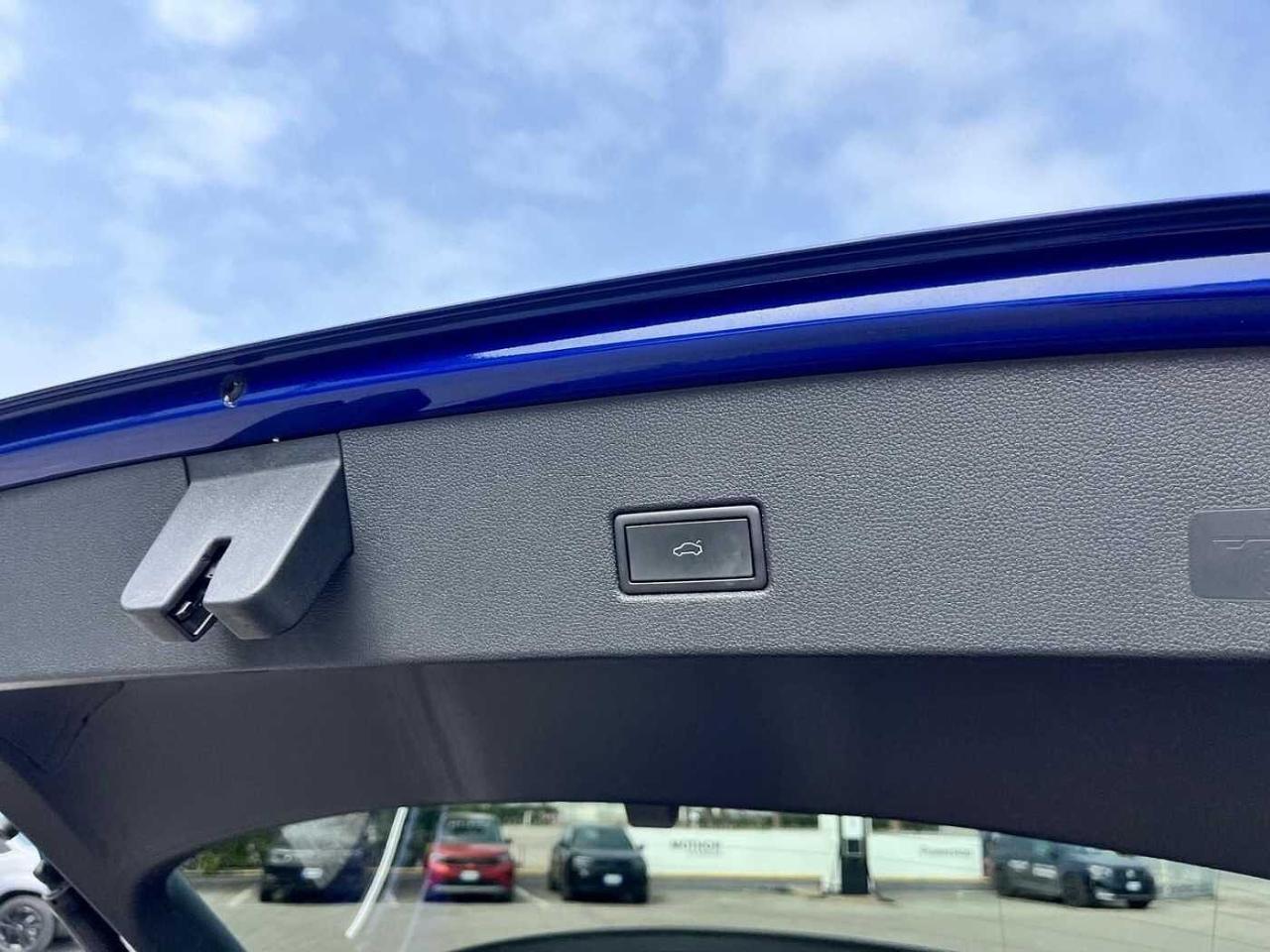 Volkswagen Volkswagen T-Roc usata, con GPS