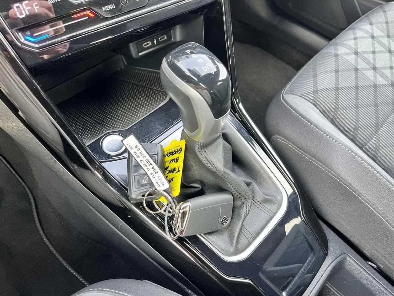 Volkswagen Volkswagen T-Roc usata 10