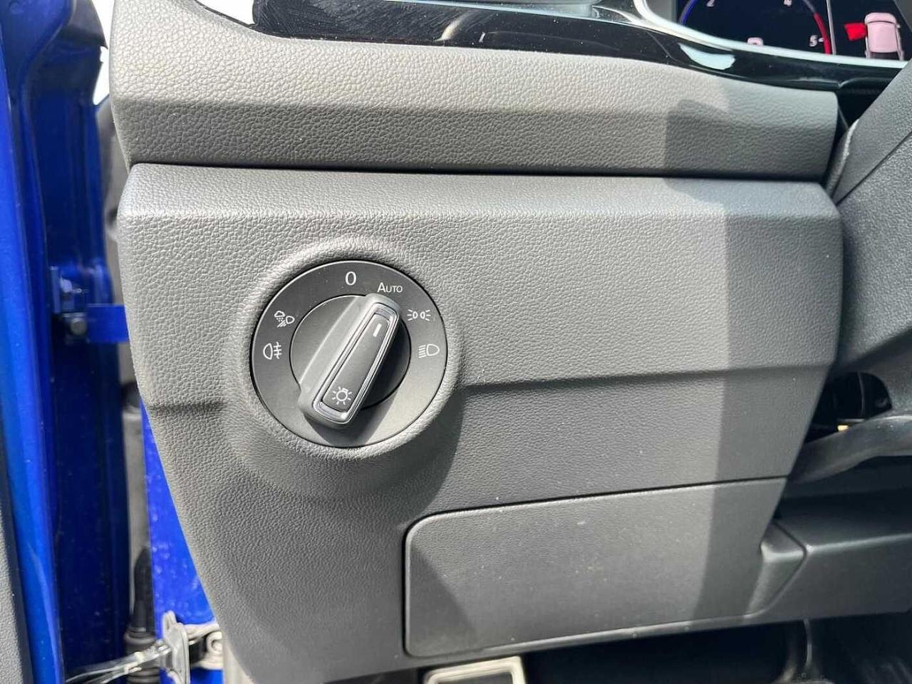 Volkswagen Volkswagen T-Roc usata 12