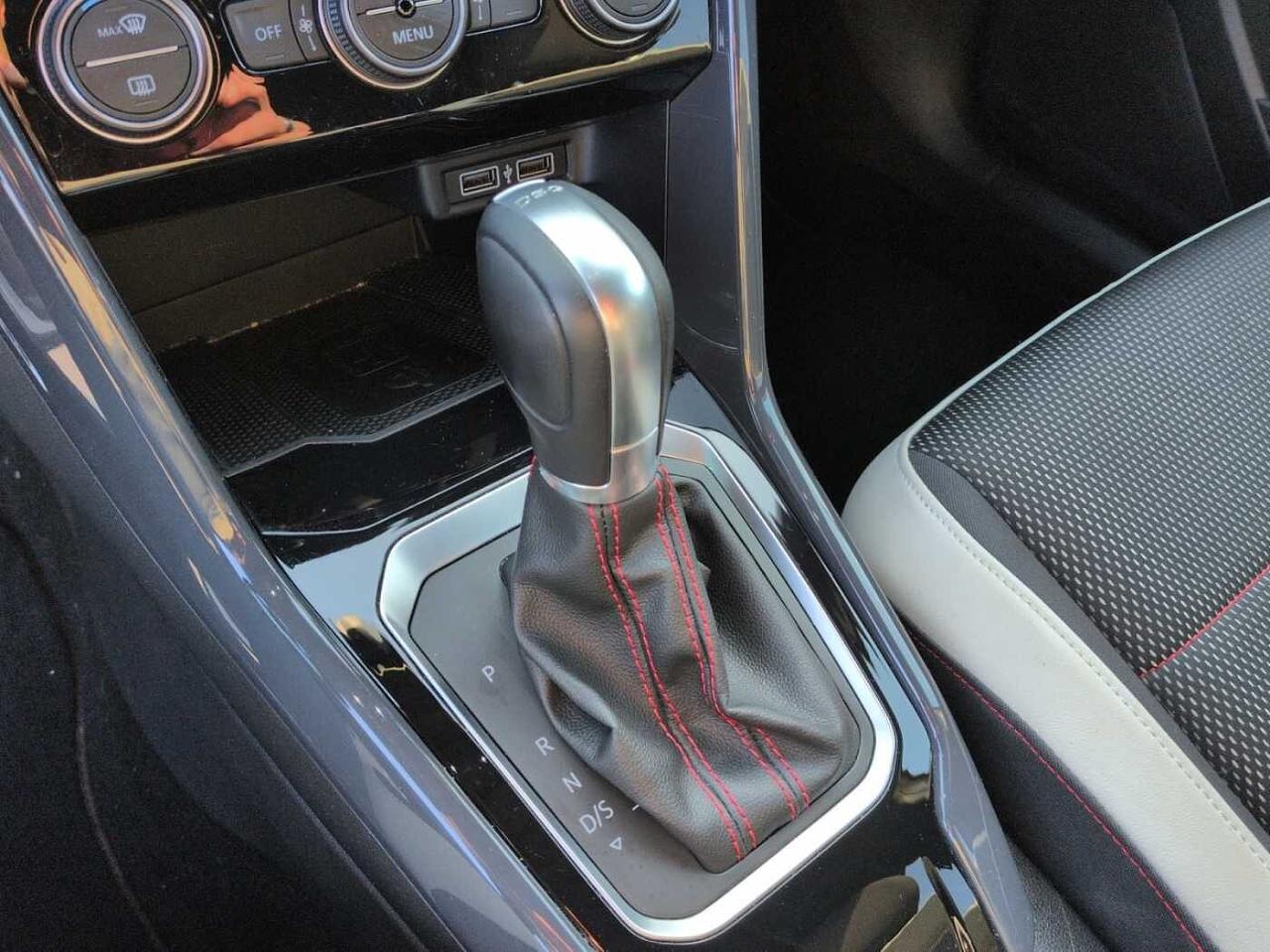 Volkswagen Volkswagen T-Roc usata 5