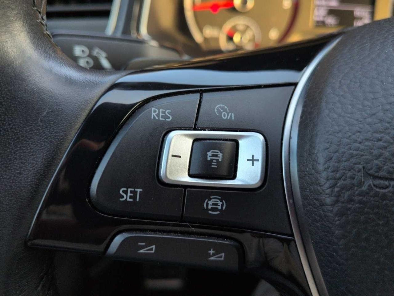 Volkswagen Volkswagen T-Roc usata 14