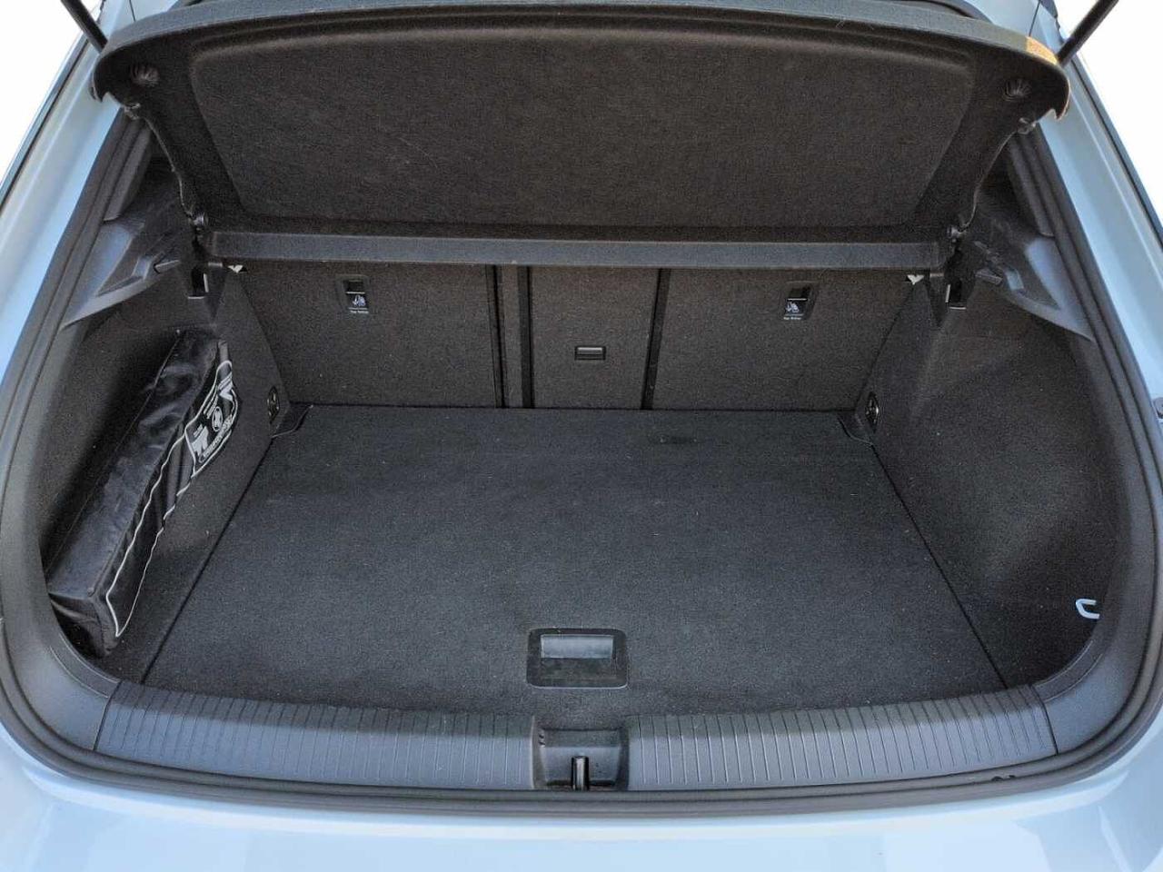 Volkswagen Volkswagen T-Roc usata 21