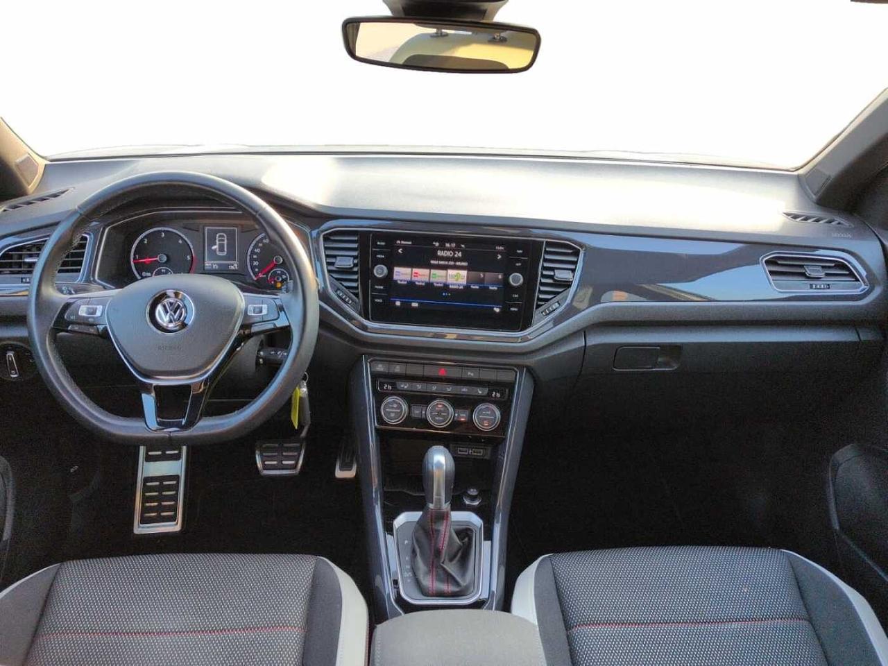 Volkswagen Volkswagen T-Roc usata 23