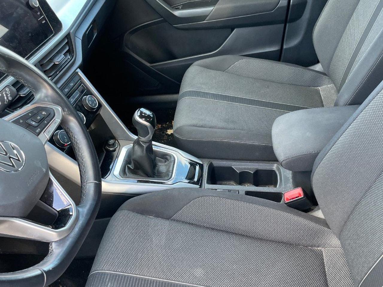 Volkswagen Volkswagen T-Roc usata 17