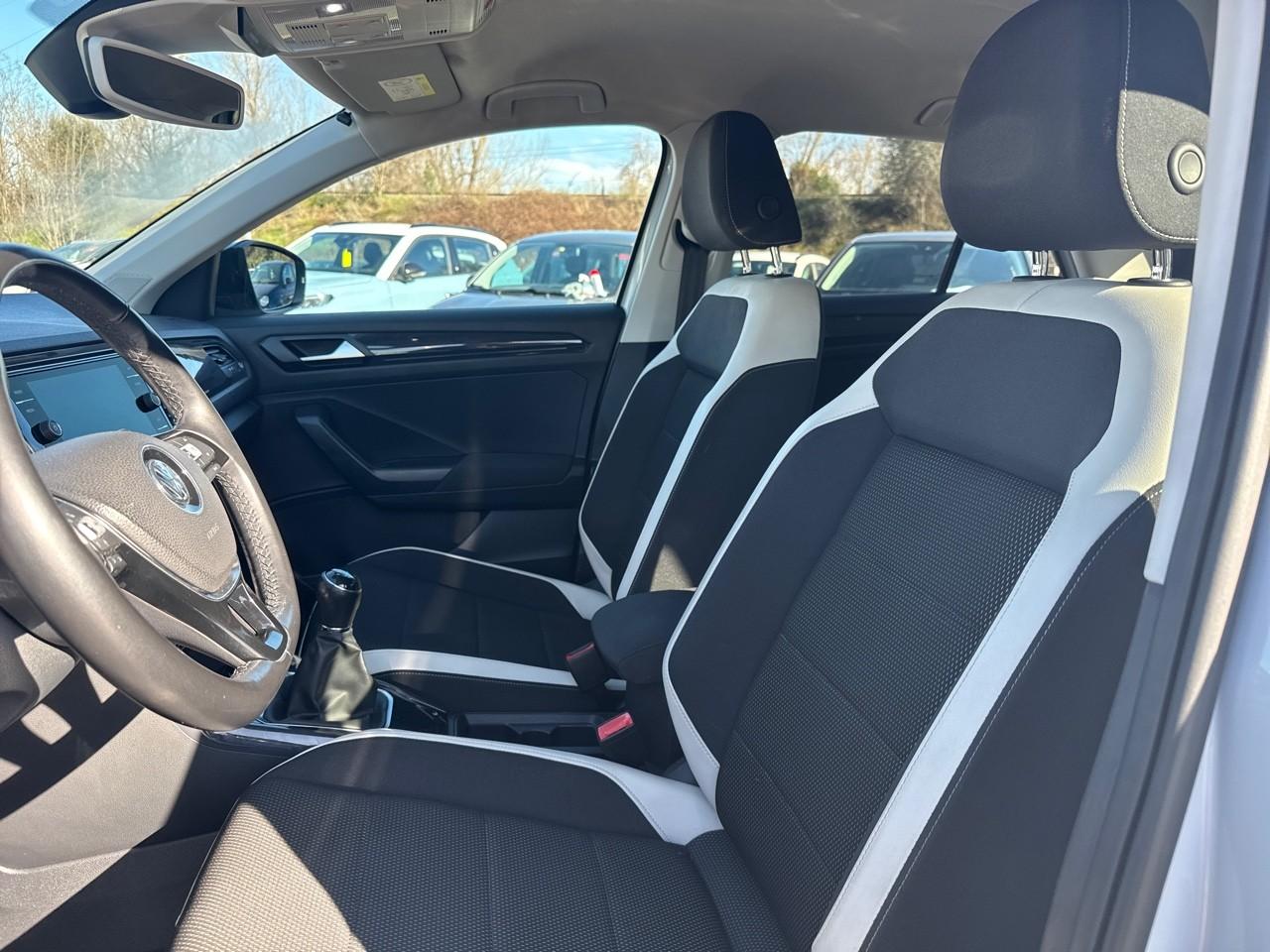 Volkswagen Volkswagen T-Roc usata 21