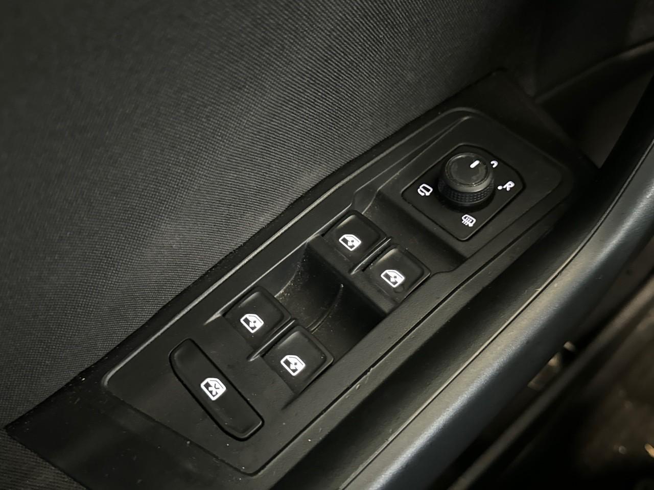 Volkswagen Volkswagen T-Roc usata 9