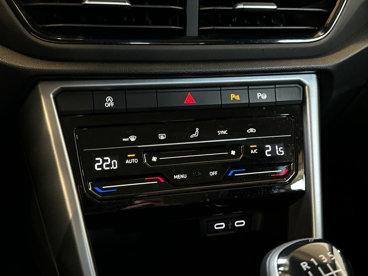 Volkswagen Volkswagen T-Roc usata 12