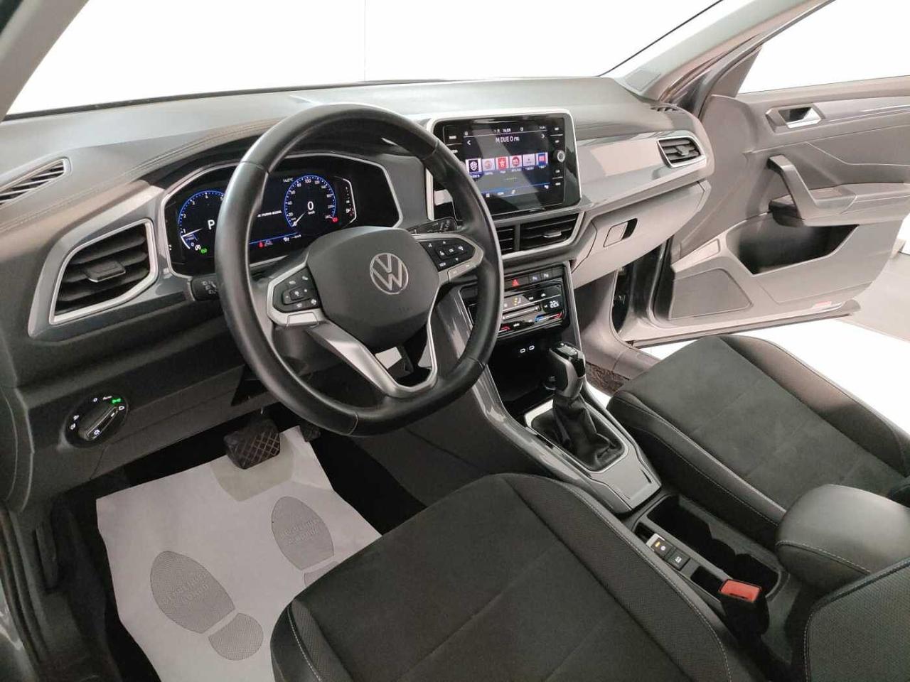 Volkswagen Volkswagen T-Roc usata, con GPS