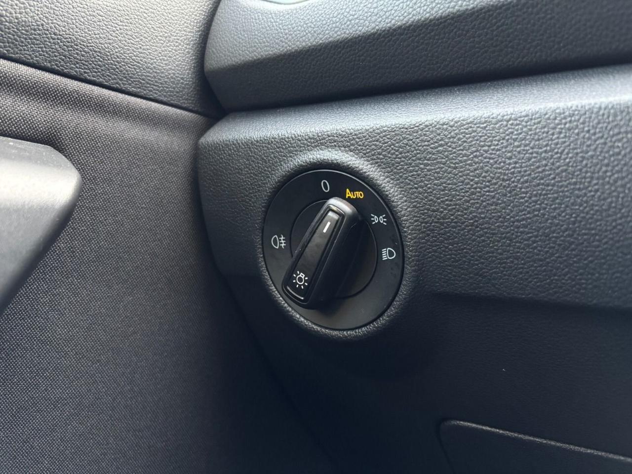 Volkswagen Volkswagen T-Roc usata 4