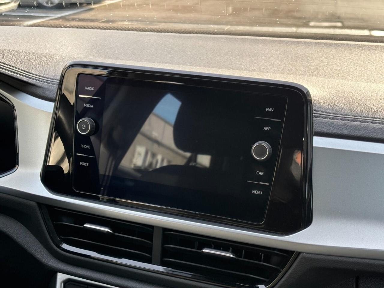 Volkswagen Volkswagen T-Roc usata 12