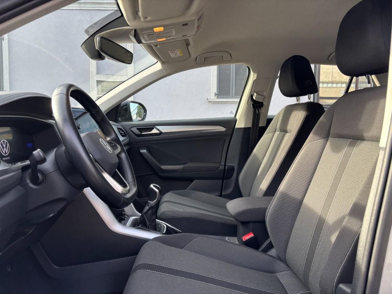 Volkswagen Volkswagen T-Roc usata 19