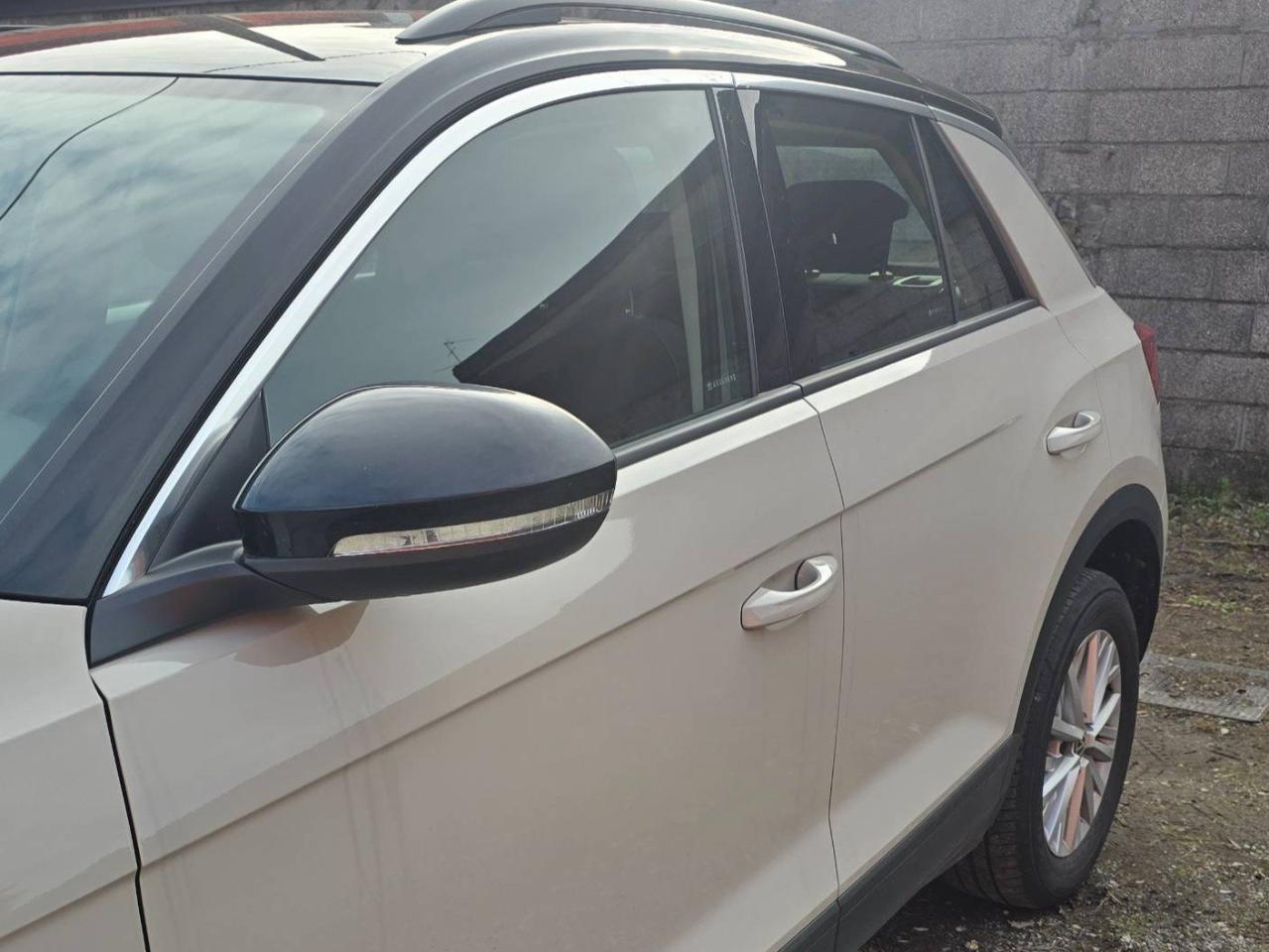 Volkswagen Volkswagen T-Roc usata 2