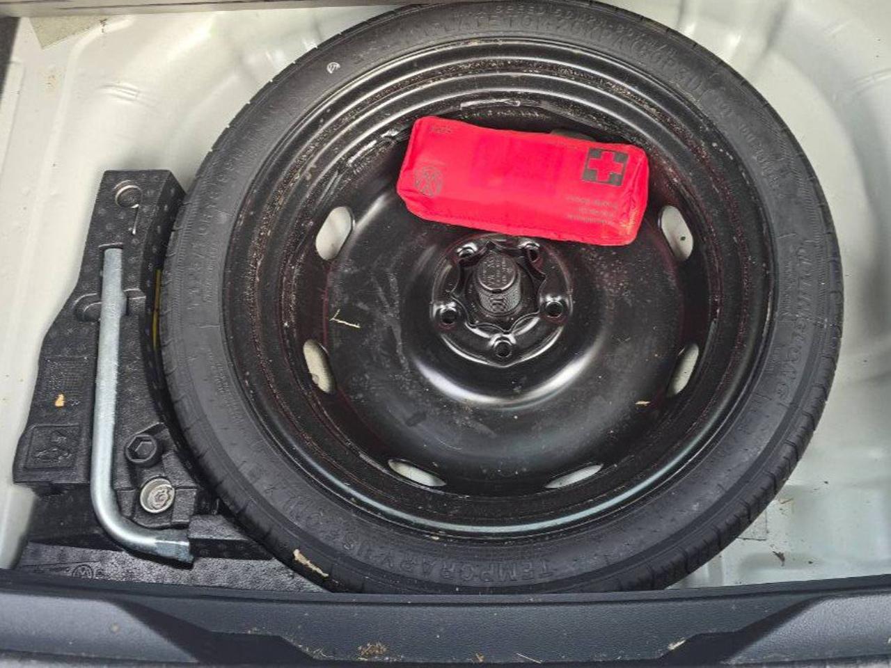 Volkswagen Volkswagen T-Roc usata 8