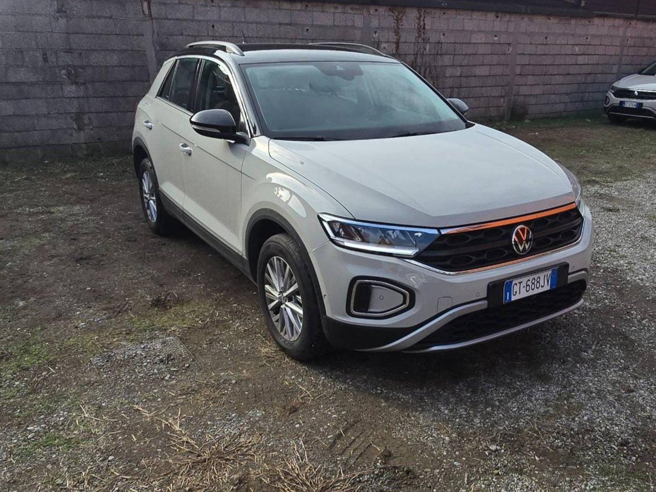 Volkswagen Volkswagen T-Roc usata 11