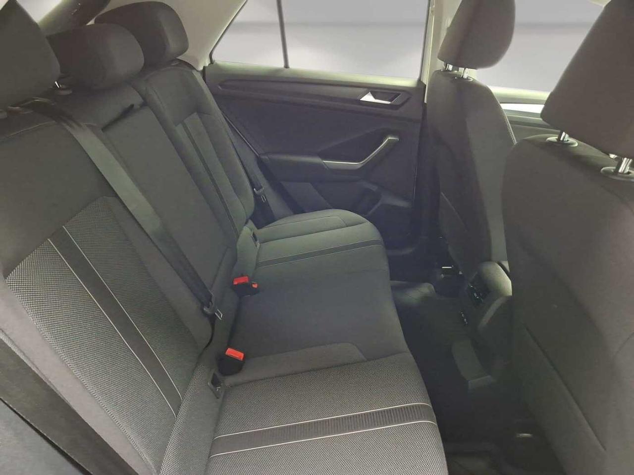 Volkswagen Volkswagen T-Roc usata 18