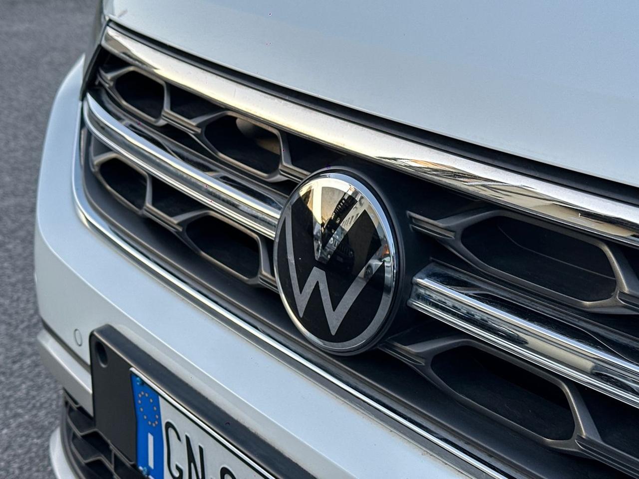 Volkswagen Volkswagen T-Roc usata 17